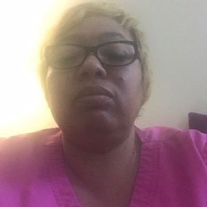 Meet your Posher, Yvette